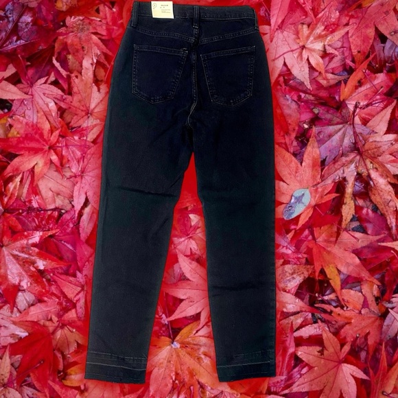 NWT Universal Thread Black Retro ‘High-Rise 90s Slim Leg Jeans’ Size 2 - Picture 12 of 16